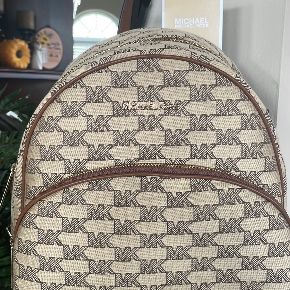 Brand New Michael Kors Logo Canvas Zippered Backpack w/ Gold Tone Accents - Picture 3 of 16